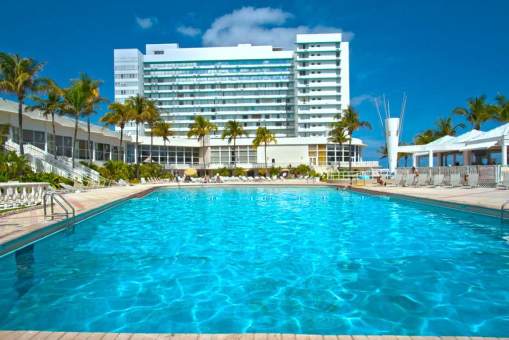 Deauville Beach Resort Miami Beach Exterior foto