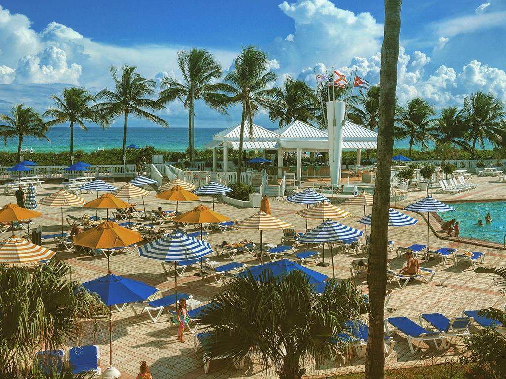 Deauville Beach Resort Miami Beach Exterior foto